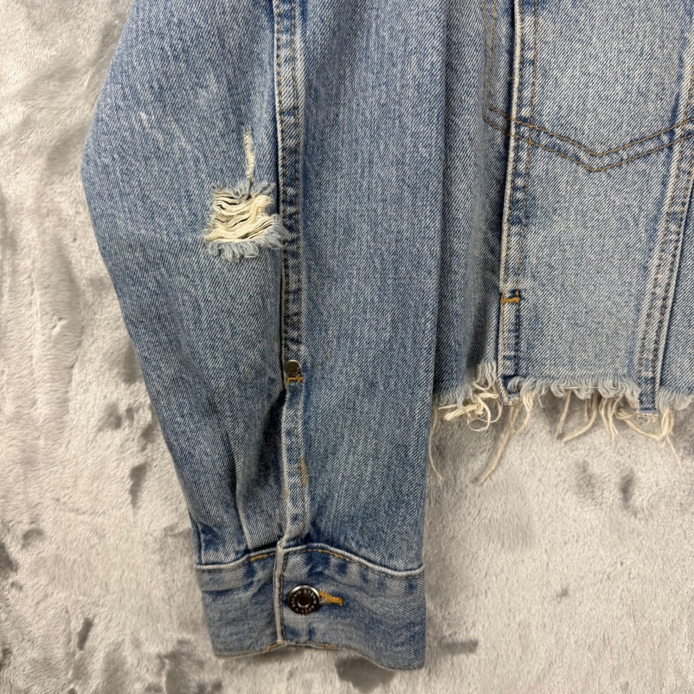 H&M &Denim Womens Light Wash Distressed Cropped Jean Jacket Blue Small Bikercore - Picture 11 of 16